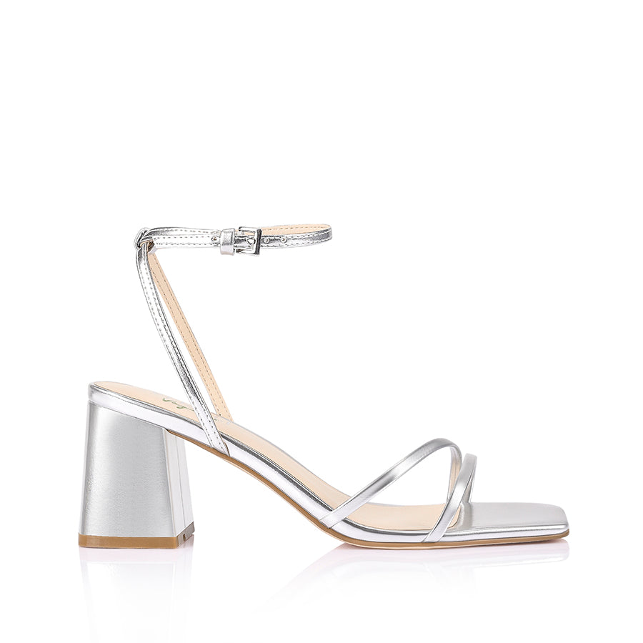 Women's strappy block heel in metallic silver